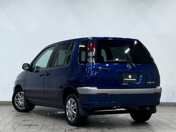 Toyota Raum I с пробегом 2001 года, цена 395 000 рублей, 236140 км, минивэн, Автокод Объявления