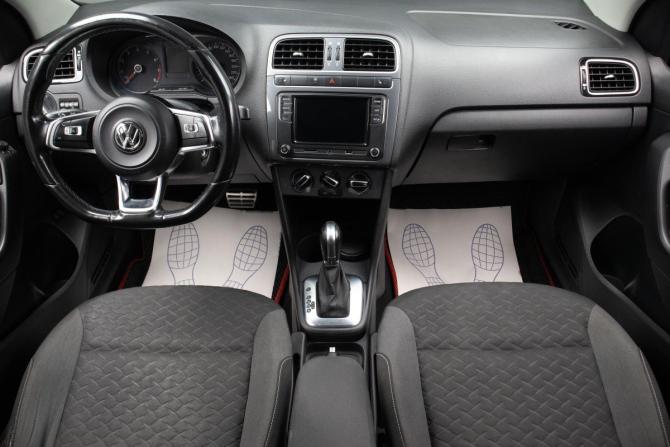 Volkswagen Polo V Рестайлинг с пробегом 2018 года, цена 1 159 000 рублей, 124554 км, седан, Автокод Объявления