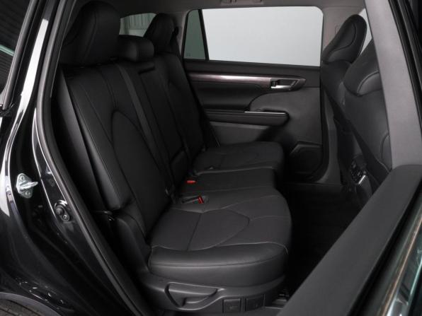 Toyota Highlander IV (XU70) с пробегом 2025 года, цена 5 770 000 рублей, 44 км, внедорожник, Автокод Объявления
