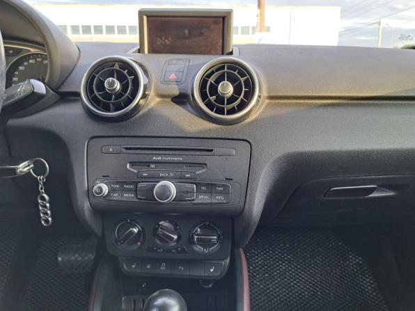 Audi A1 I (8X) с пробегом 2014 года, цена 1 055 000 рублей, 196331 км, хэтчбек, Автокод Объявления