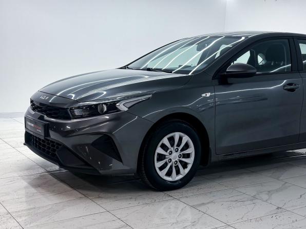 Kia Cerato IV Рестайлинг с пробегом 2022 года, цена 2 300 000 рублей, 71800 км, седан, Автокод Объявления
