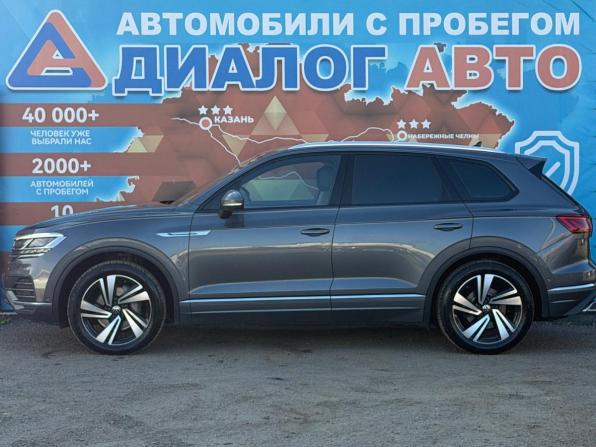 Volkswagen Touareg III с пробегом 2019 года, цена 3 420 000 рублей, 256000 км, внедорожник, Автокод Объявления