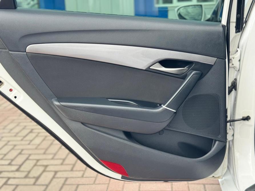 Hyundai i40 I Рестайлинг Ростов-на-Дону  - изображение 12