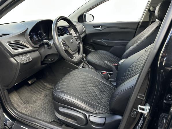 Hyundai Solaris II с пробегом 2019 года, цена 1 250 000 рублей, 162505 км, седан, Автокод Объявления
