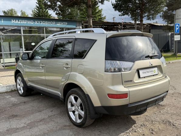 Mitsubishi Outlander II с пробегом 2006 года, цена 855 000 рублей, 198540 км, внедорожник, Автокод Объявления