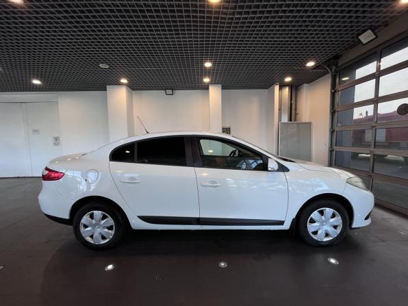 Renault Fluence I Рестайлинг с пробегом 2014 года, цена 650 000 рублей, 193241 км, седан, Автокод Объявления