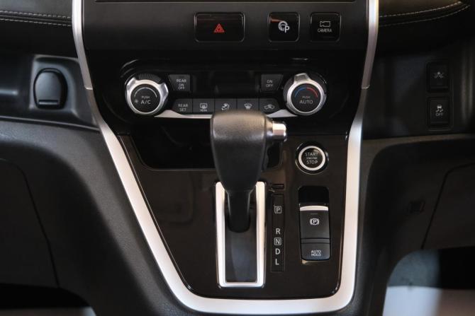 Nissan Serena V (C27) с пробегом 2018 года, цена 2 249 000 рублей, 92000 км, минивэн, Автокод Объявления