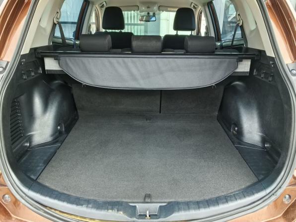 Toyota RAV4 IV (XA40) Рестайлинг с пробегом 2017 года, цена 2 300 000 рублей, 124630 км, внедорожник, Автокод Объявления