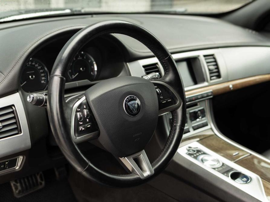 Jaguar XF I Рестайлинг Новосибирск  - изображение 17