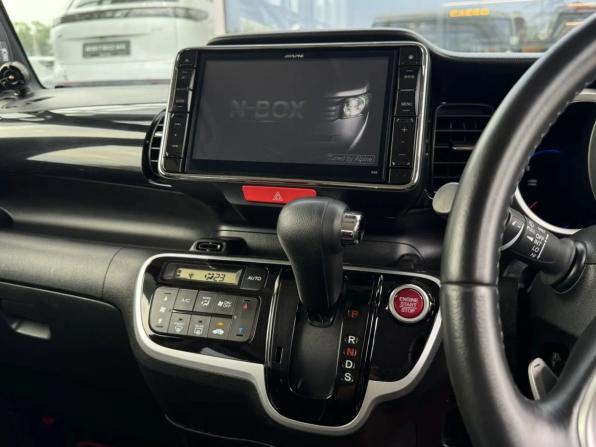 Honda N-BOX I Рестайлинг с пробегом 2015 года, цена 870 000 рублей, 180239 км, микровэн, Автокод Объявления
