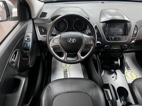 Hyundai ix35 I Рестайлинг с пробегом 2015 года, цена 1 295 000 рублей, 220592 км, внедорожник, Автокод Объявления
