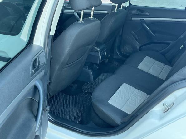 Skoda Octavia II (A5) с пробегом 2006 года, цена 350 000 рублей, 272889 км, лифтбек, Автокод Объявления