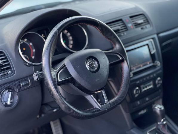 Skoda Yeti I Рестайлинг с пробегом 2016 года, цена 1 449 000 рублей, 143000 км, внедорожник, Автокод Объявления