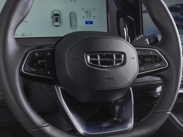 Geely Monjaro I Рестайлинг 2 с пробегом 2026 года, цена 4 500 000 рублей, 28 км, внедорожник, Автокод Объявления