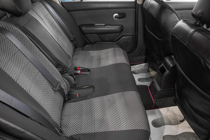 Nissan Tiida I Рестайлинг с пробегом 2010 года, цена 779 000 рублей, 240000 км, седан, Автокод Объявления