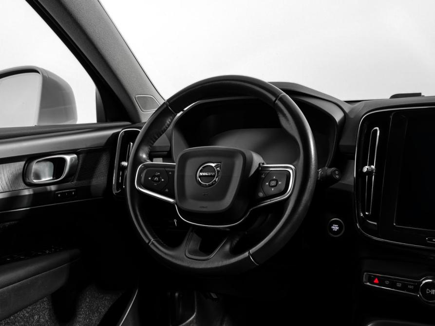 Volvo XC40 I Санкт-Петербург  - изображение 16