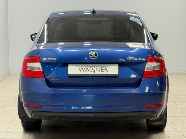 Skoda Octavia III (A7) Рестайлинг с пробегом 2018 года, цена 1 194 000 рублей, 194973 км, лифтбек, Автокод Объявления