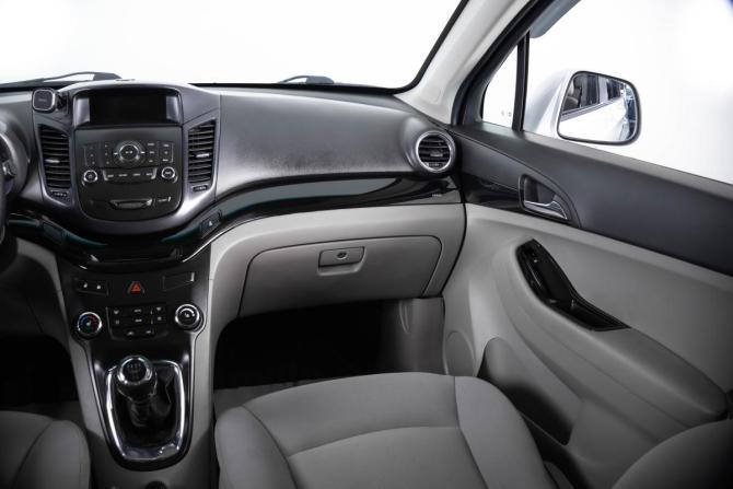 Chevrolet Orlando I с пробегом 2012 года, цена 949 000 рублей, 227335 км, компактвэн, Автокод Объявления