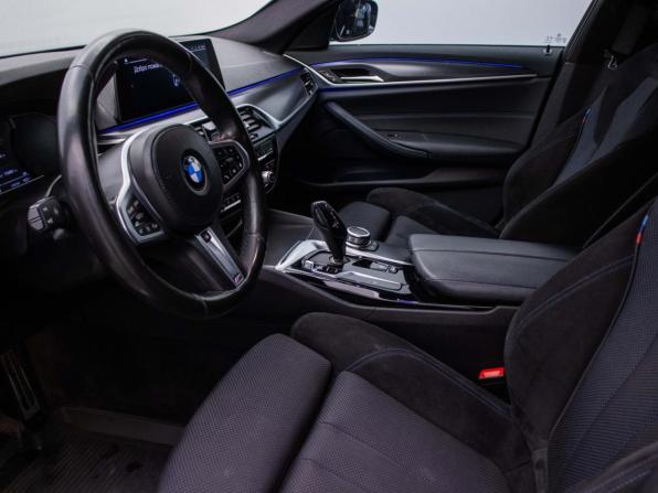 BMW 5 серии VII (G30/G31/G38) Рестайлинг с пробегом 2021 года, цена 4 690 000 рублей, 110267 км, седан, Автокод Объявления