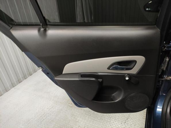 Chevrolet Cruze I с пробегом 2011 года, цена 720 000 рублей, 132907 км, седан, Автокод Объявления