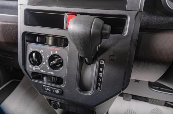 Daihatsu Thor I Рестайлинг с пробегом 2021 года, цена 1 099 000 рублей, 107600 км, микровэн, Автокод Объявления