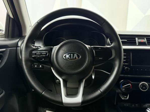 Kia Rio IV с пробегом 2018 года, цена 1 250 000 рублей, 125338 км, седан, Автокод Объявления