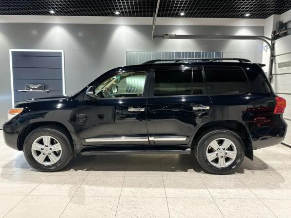 Toyota Land Cruiser 200 Series Рестайлинг 1 с пробегом 2012 года, цена 4 150 000 рублей, 263000 км, внедорожник, Автокод Объявления