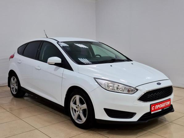Ford Focus III Рестайлинг с пробегом 2017 года, цена 880 000 рублей, 130240 км, хэтчбек, Автокод Объявления