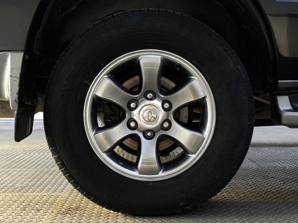 Toyota Land Cruiser Prado 120 Series Рестайлинг с пробегом 2008 года, цена 2 170 000 рублей, 318309 км, внедорожник, Автокод Объявления