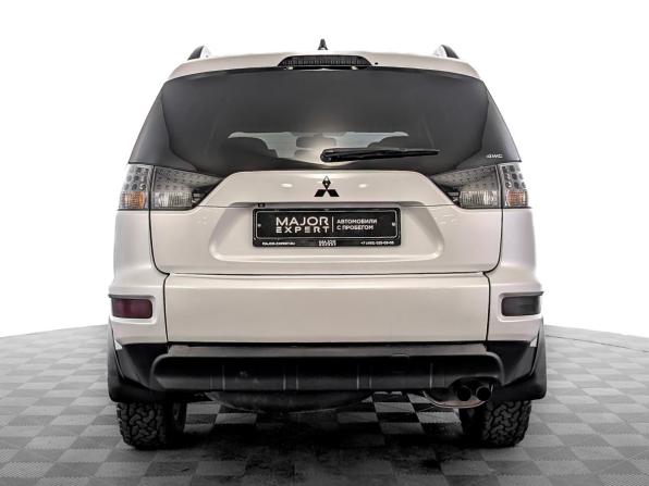 Mitsubishi Outlander II Рестайлинг с пробегом 2011 года, цена 1 420 000 рублей, 202648 км, внедорожник, Автокод Объявления