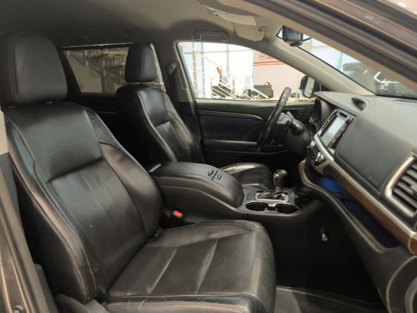 Toyota Highlander III (XU50) с пробегом 2013 года, цена 2 395 000 рублей, 273000 км, внедорожник, Автокод Объявления
