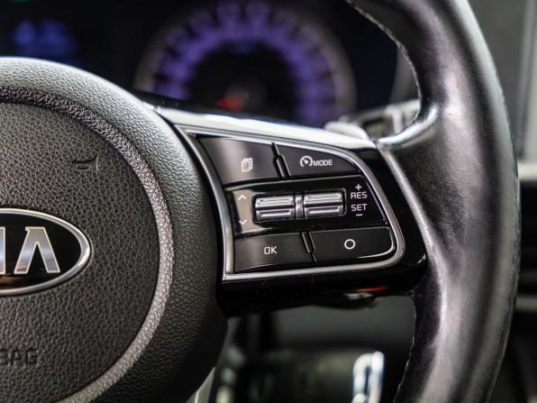 Kia Optima IV Рестайлинг с пробегом 2018 года, цена 1 240 000 рублей, 233788 км, седан, Автокод Объявления