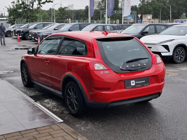 Volvo C30 I Рестайлинг с пробегом 2011 года, цена 679 000 рублей, 247051 км, хэтчбек, Автокод Объявления