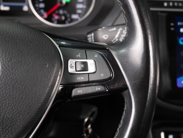 Volkswagen Tiguan II с пробегом 2019 года, цена 2 659 000 рублей, 46403 км, внедорожник, Автокод Объявления