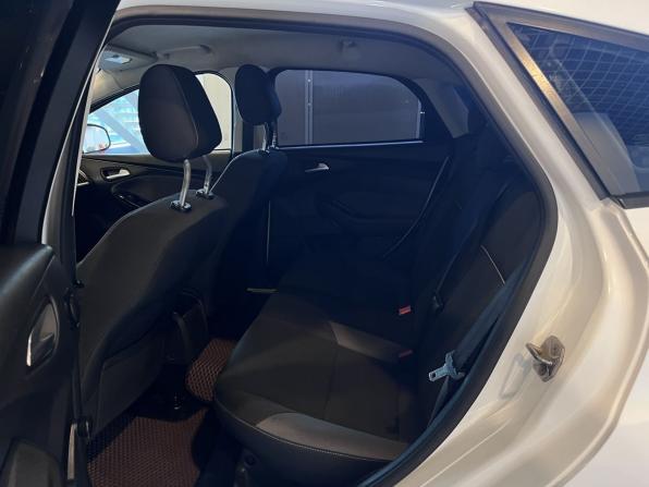 Ford Focus III с пробегом 2011 года, цена 593 000 рублей, 223387 км, хэтчбек, Автокод Объявления