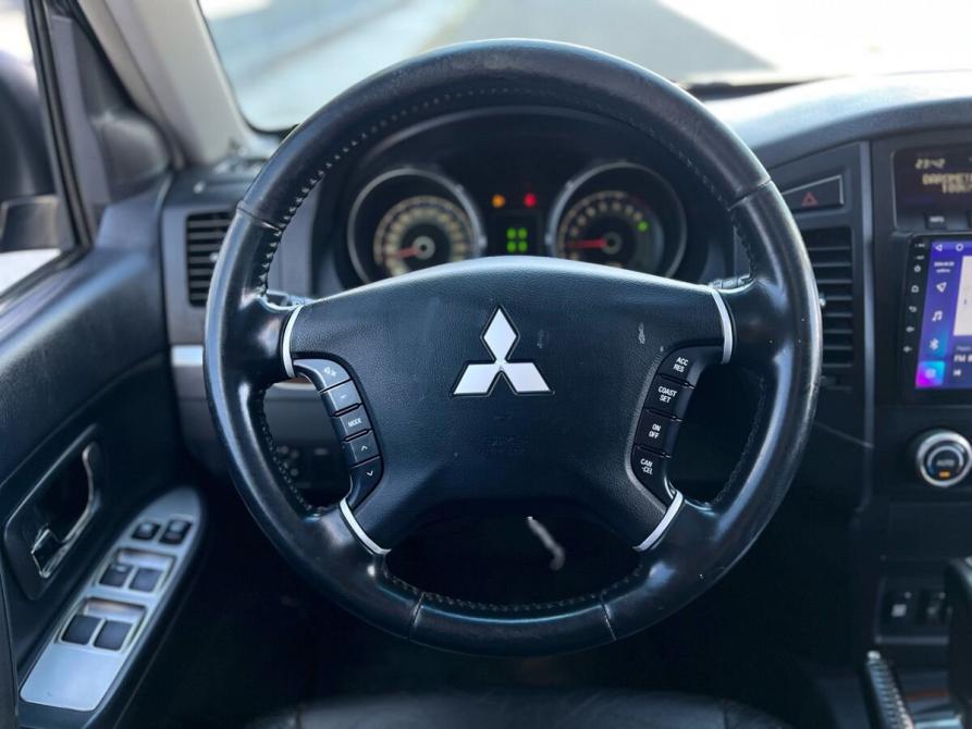Mitsubishi Pajero IV Калуга  - изображение 16