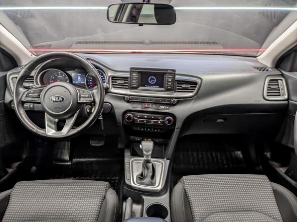 Kia Ceed III с пробегом 2018 года, цена 1 850 000 рублей, 34524 км, хэтчбек, Автокод Объявления
