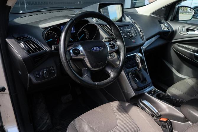 Ford Kuga II с пробегом 2016 года, цена 1 590 000 рублей, 113890 км, внедорожник, Автокод Объявления