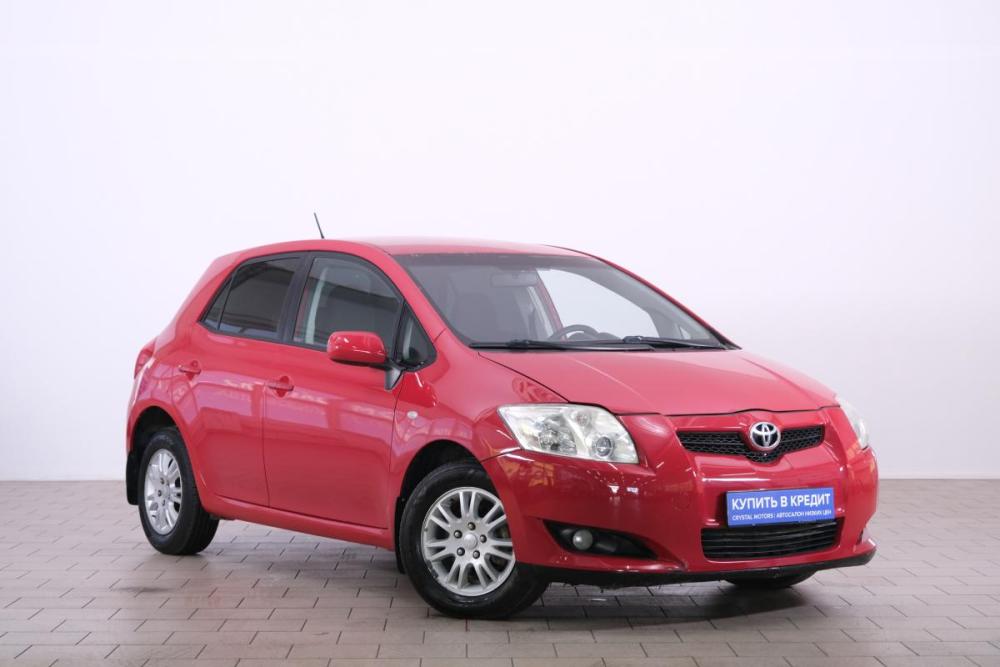 Toyota Auris I Омск  - изображение 1