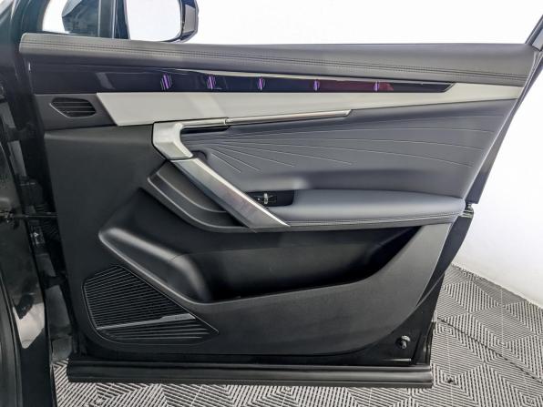 Geely Atlas II с пробегом 2024 года, цена 3 050 000 рублей, 14460 км, внедорожник, Автокод Объявления
