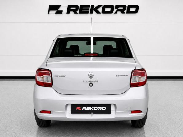 Renault Logan II с пробегом 2014 года, цена 649 000 рублей, 178072 км, седан, Автокод Объявления