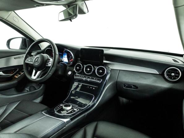 Mercedes-Benz C-Класс IV (W205) Рестайлинг с пробегом 2018 года, цена 2 649 585 рублей, 95781 км, седан, Автокод Объявления