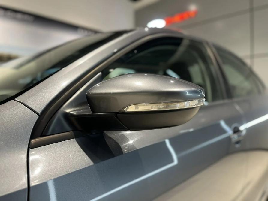 Volkswagen Jetta VI Рестайлинг Новосибирск  - изображение 18