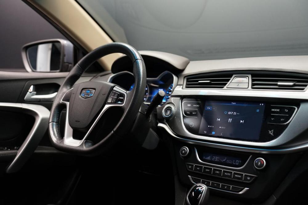 Geely Emgrand 7 I Рестайлинг Крым  - изображение 19
