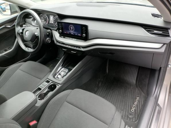 Skoda Octavia IV (A8) с пробегом 2021 года, цена 2 259 000 рублей, 97031 км, лифтбек, Автокод Объявления