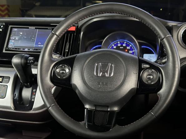 Honda N-WGN I с пробегом 2014 года, цена 730 000 рублей, 176055 км, хэтчбек, Автокод Объявления