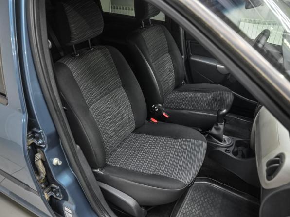 Renault Logan I Рестайлинг с пробегом 2012 года, цена 489 000 рублей, 300000 км, седан, Автокод Объявления