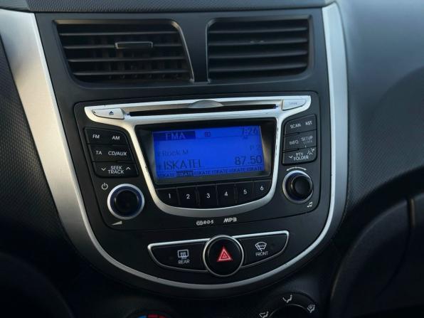 Hyundai Solaris I с пробегом 2011 года, цена 699 000 рублей, 173207 км, хэтчбек, Автокод Объявления