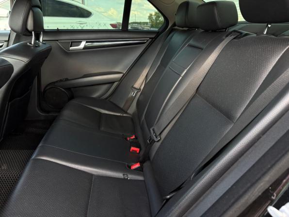 Mercedes-Benz C-Класс III (W204) Рестайлинг с пробегом 2012 года, цена 1 134 000 рублей, 232963 км, седан, Автокод Объявления