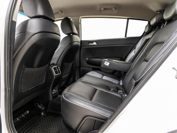 Kia Sportage IV Рестайлинг с пробегом 2019 года, цена 2 098 000 рублей, 77064 км, внедорожник, Автокод Объявления